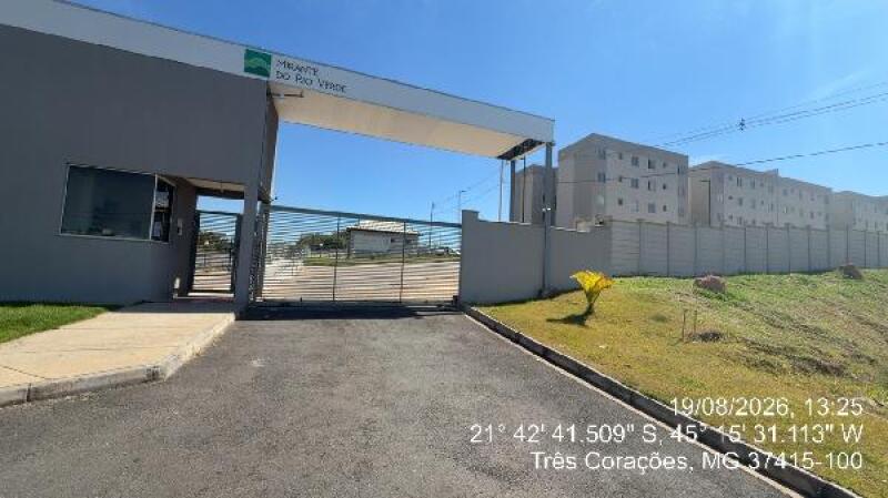 APARTAMENTO - LOT JARDIM RIO VERDE - TRES CORACOES/MG